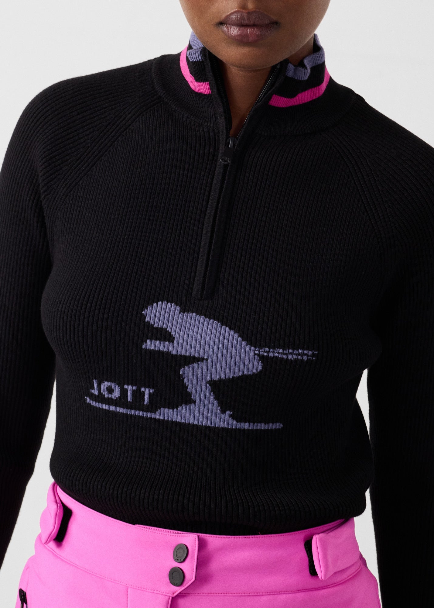 Pull côtelé col haut Noir Mayt