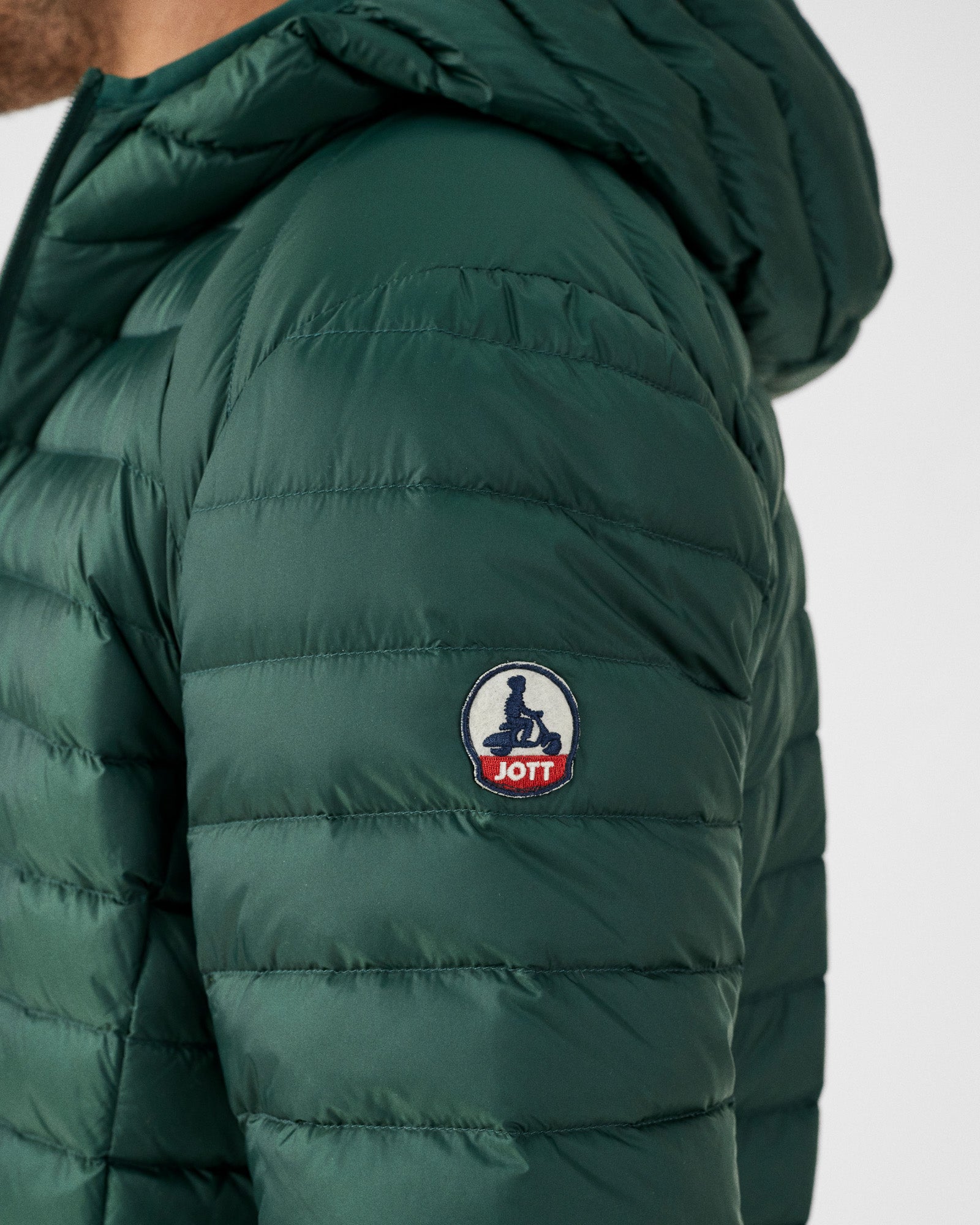 Doudoune légère à capuche Forêt Nico