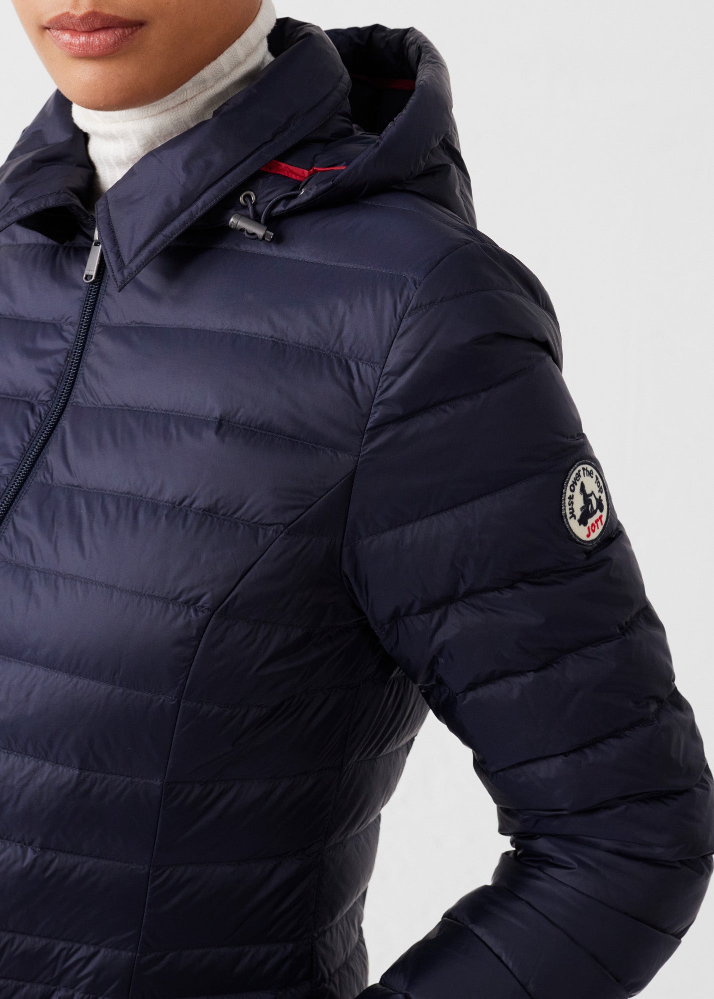 Doudoune à capuche mi-longue Marine Nour 2.0