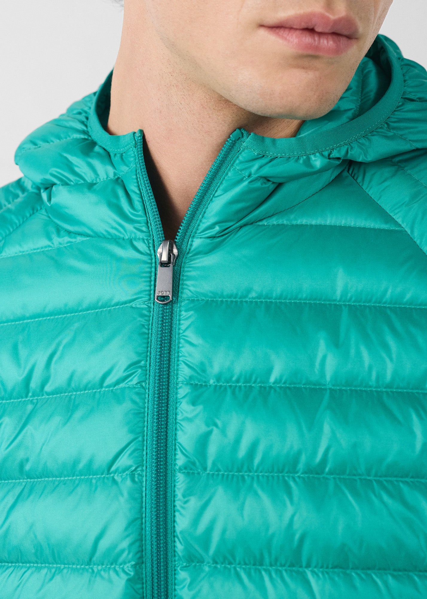 Doudoune légère à capuche Vert persan Nico