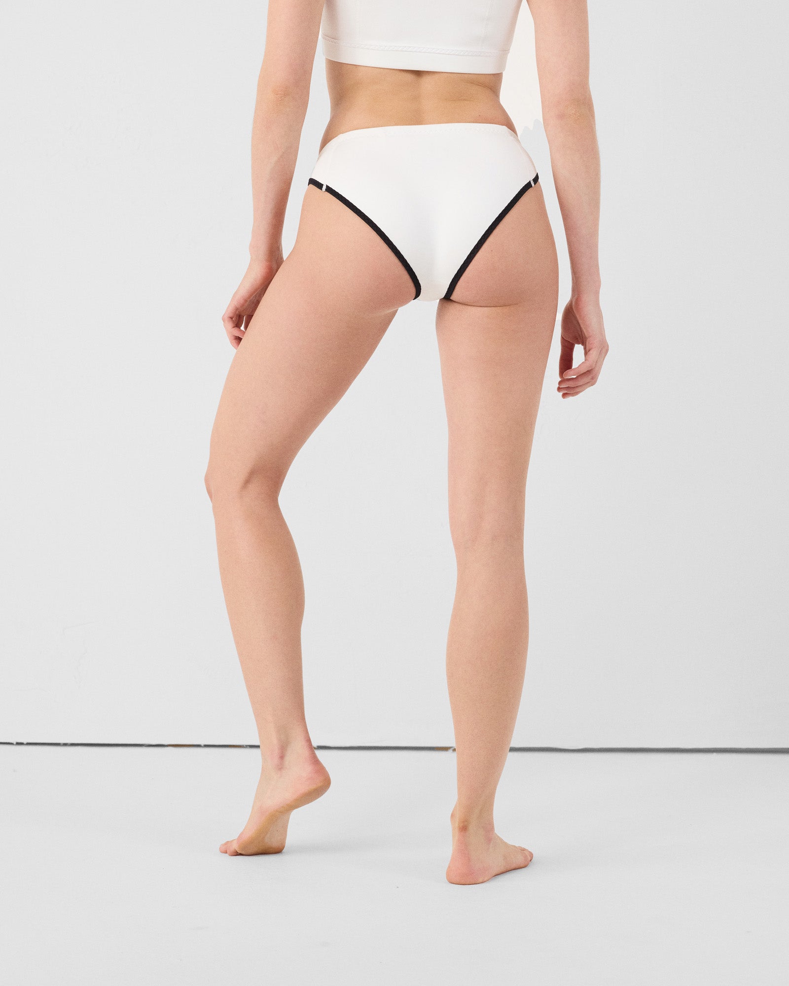 Bas de maillot de bain en néoprène Blanc Jisoo bottom